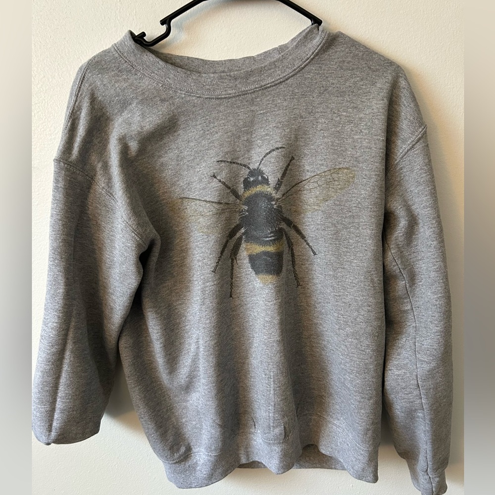 Bee Crewneck